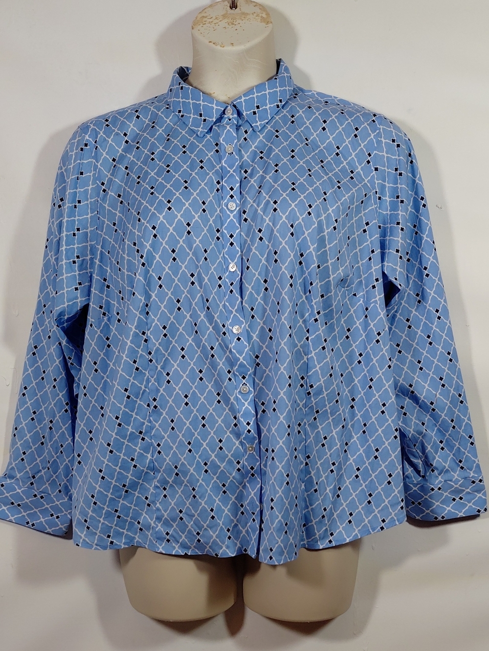 Talbots Blue Geometric Print Long Sleeve Button Down Shirt Closet Staple 22WP